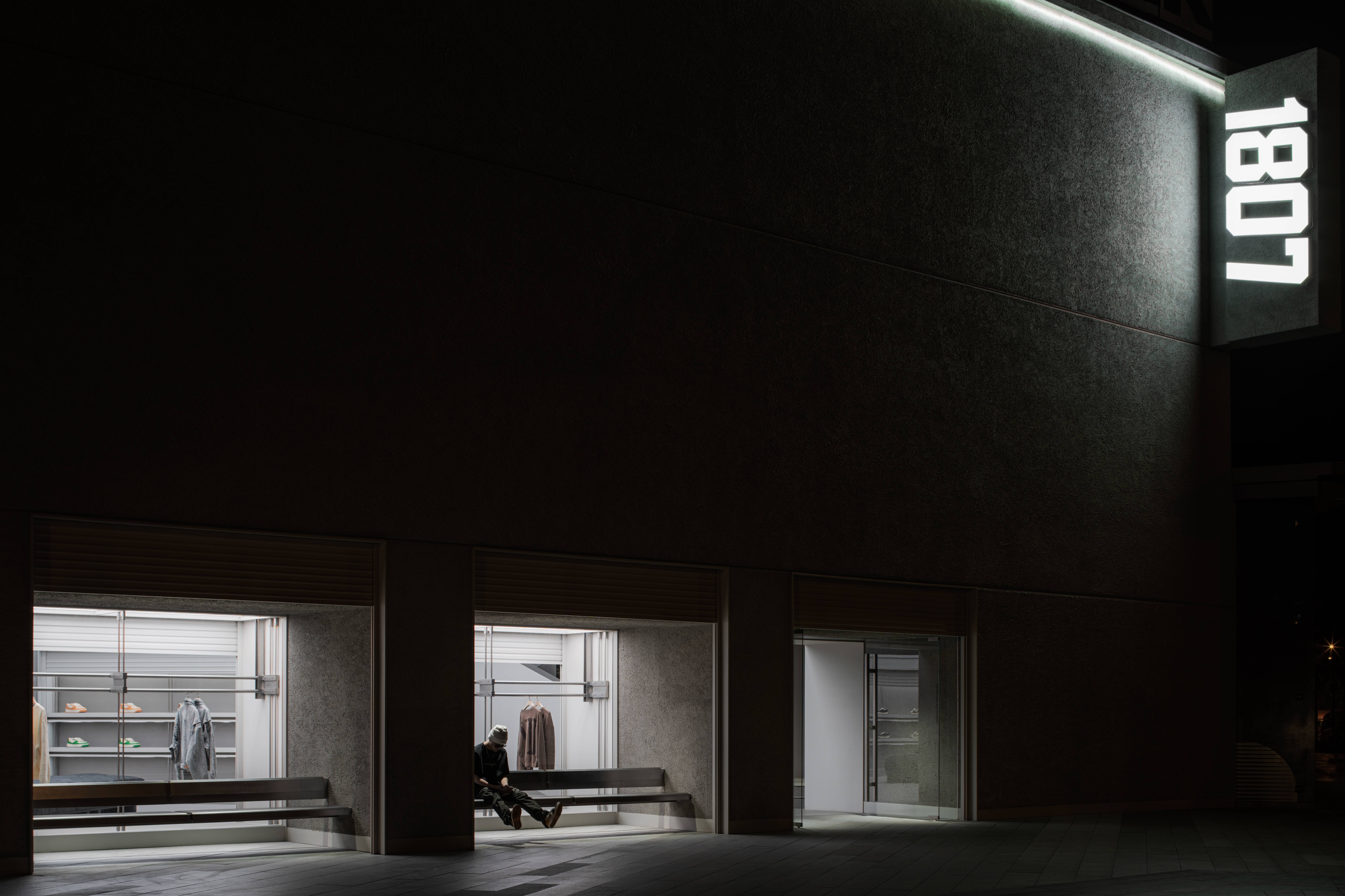 1807 CORP CONCEPT STORE