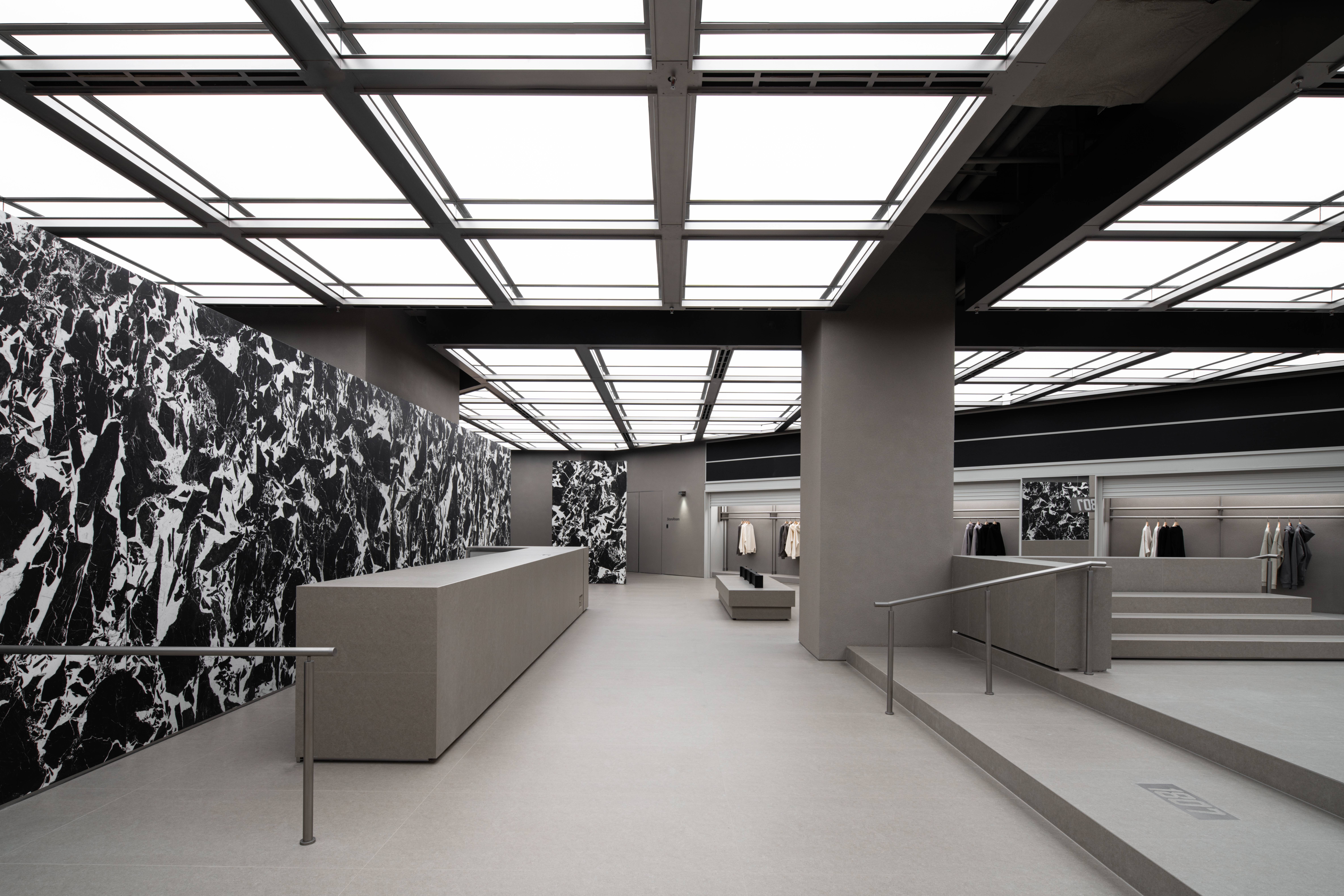 1807 CORP CONCEPT STORE