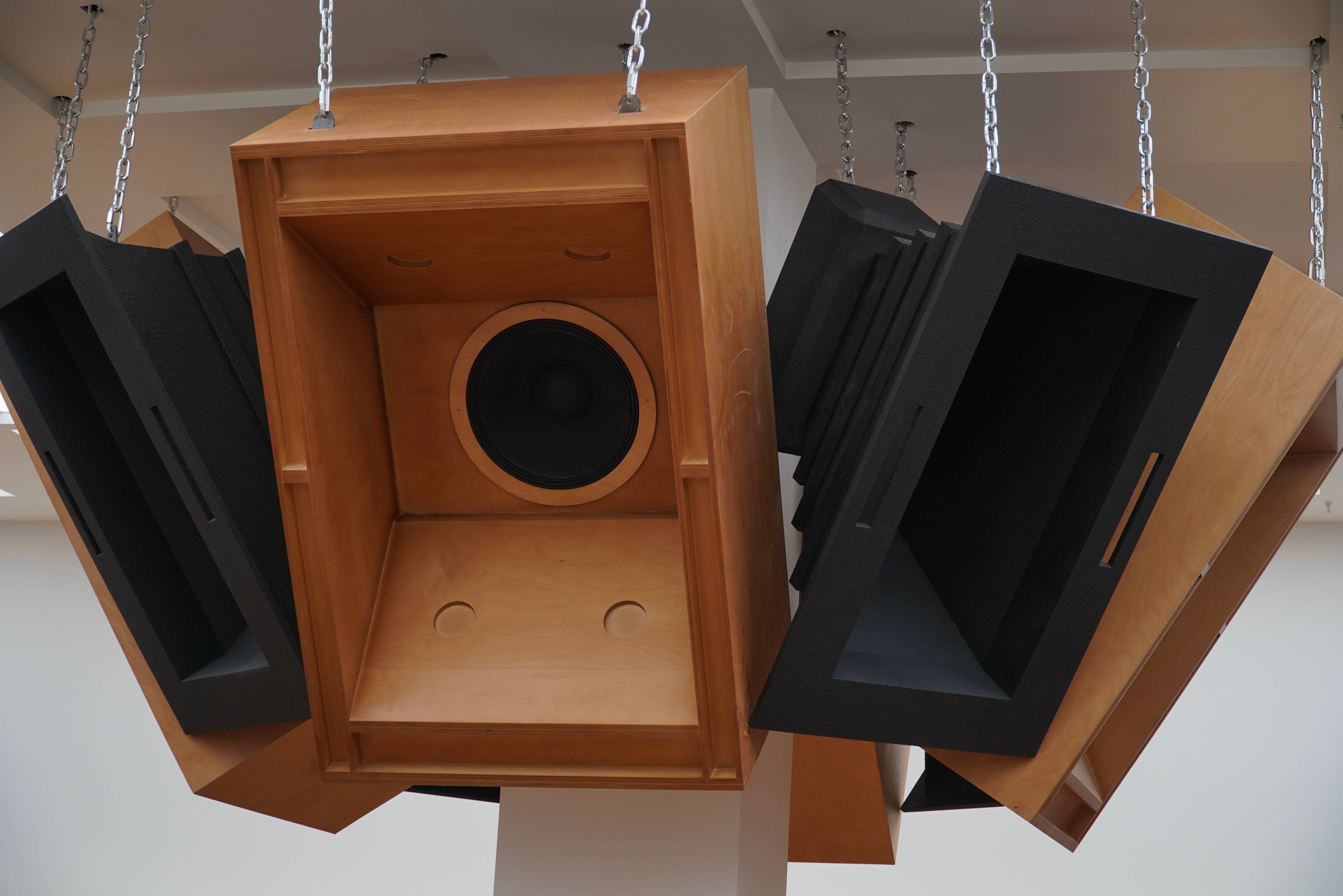 CHRISLVSTUDIO 313 CONCEPT STORE