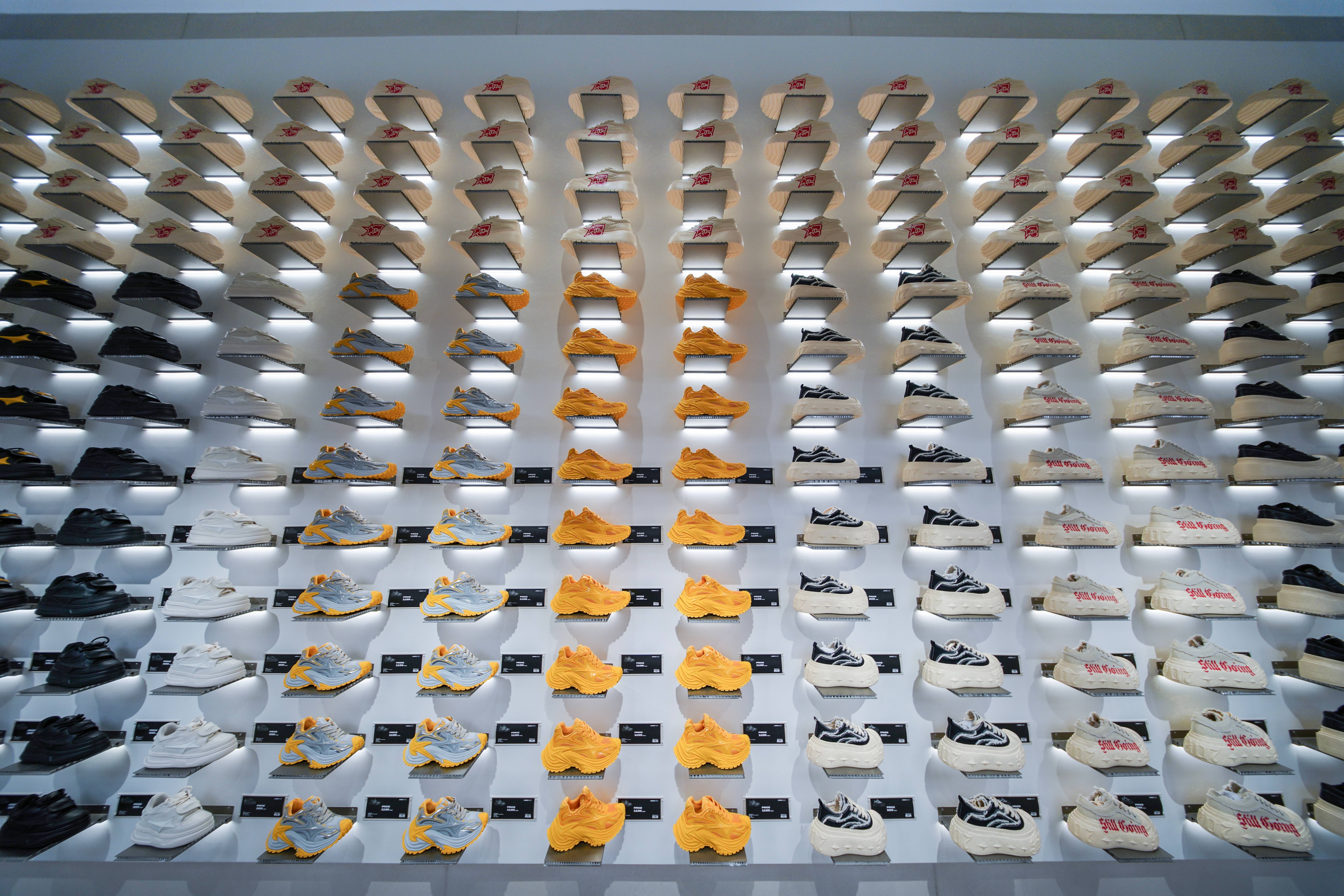 CHRISLVSTUDIO 313 CONCEPT STORE