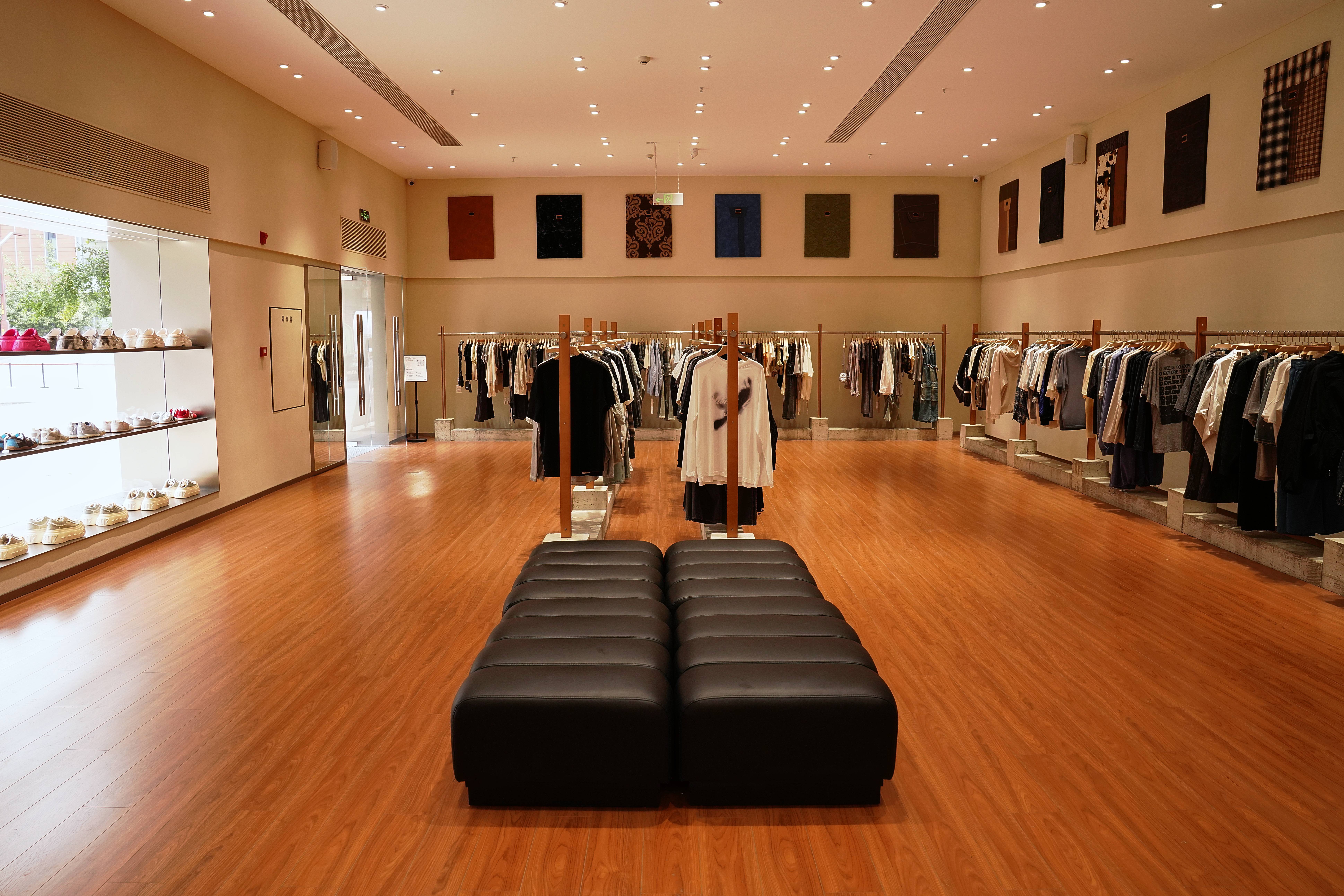 1807 CORP CONCEPT STORE