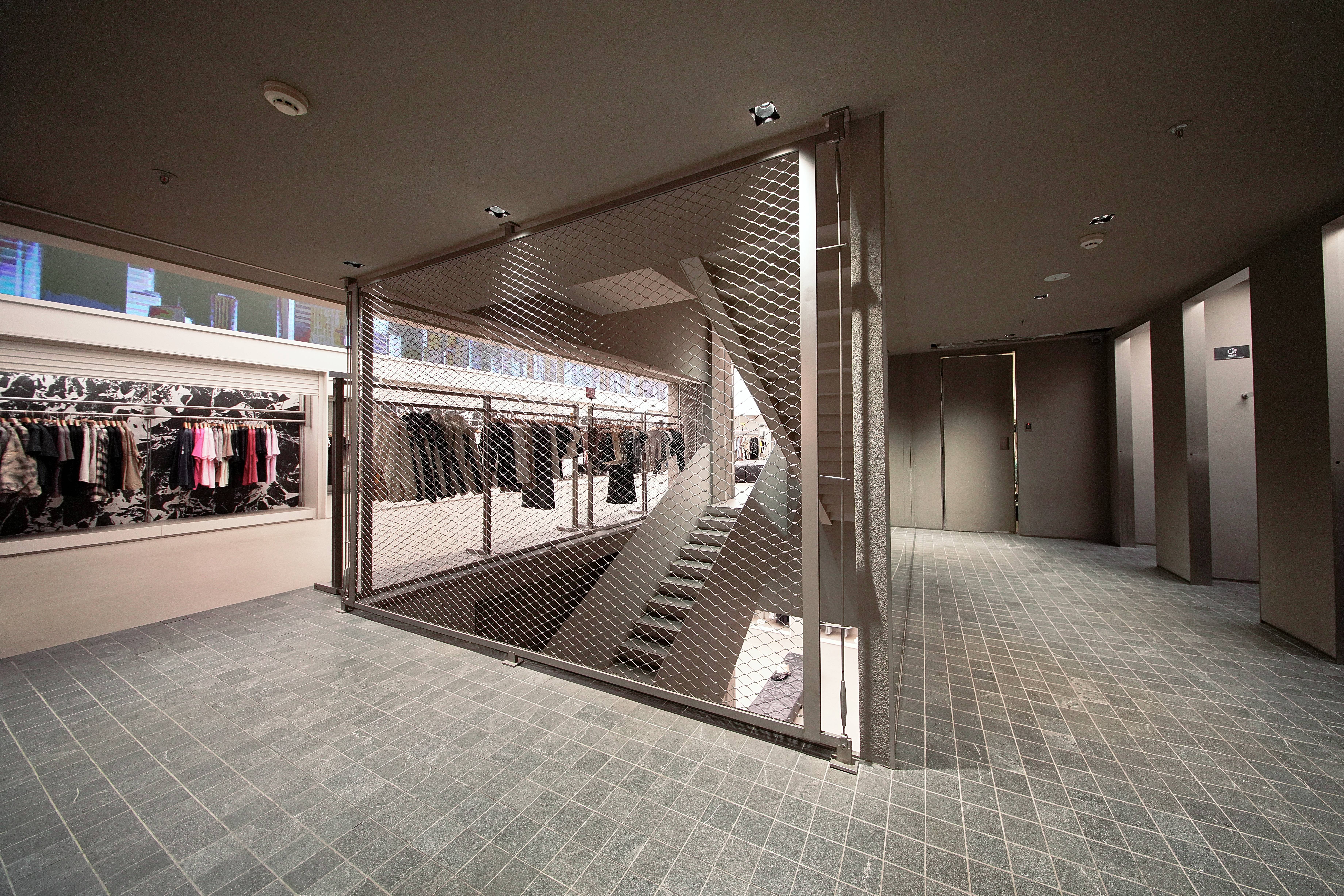 1807 CORP CONCEPT STORE